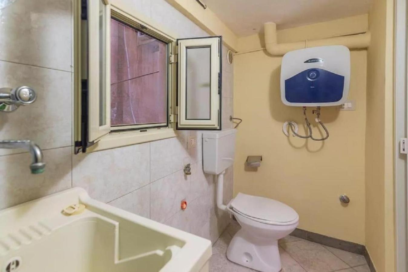 Independent Room Near Ortigia Island Сиракуза Екстериор снимка
